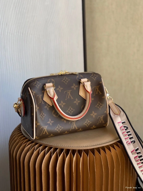 Frstbag ru BANDOULIÈRE Louis Vuitton 20 SPEEDY 0729